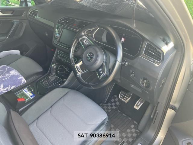 VolksWagen TIGUAN 2017-02 6915434-12