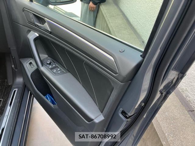 VolksWagen TIGUAN 2021-05 6915432-9