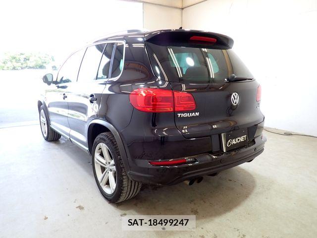 VolksWagen TIGUAN 2016-06 6999181-2