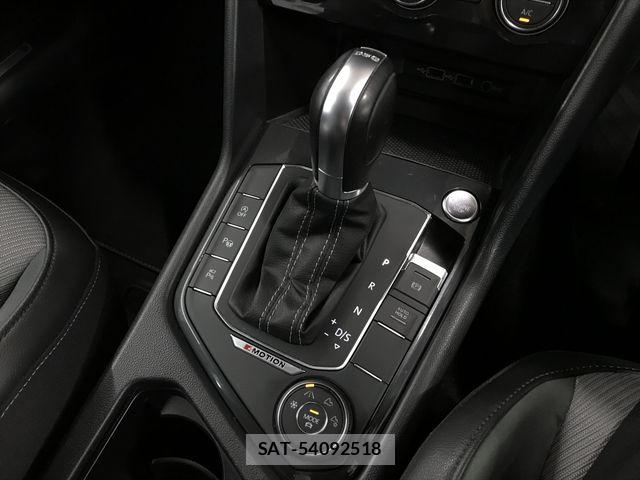 VolksWagen TIGUAN 2019-07 7227168-25