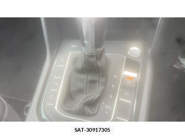 VolksWagen TIGUAN 2019-07 7273271-12