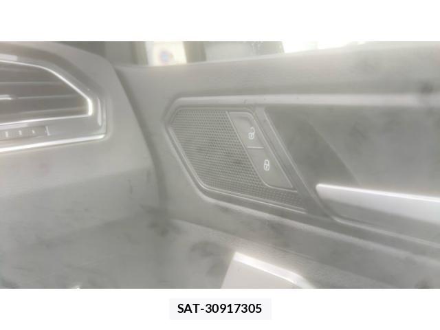 VolksWagen TIGUAN 2019-07 7273271-14
