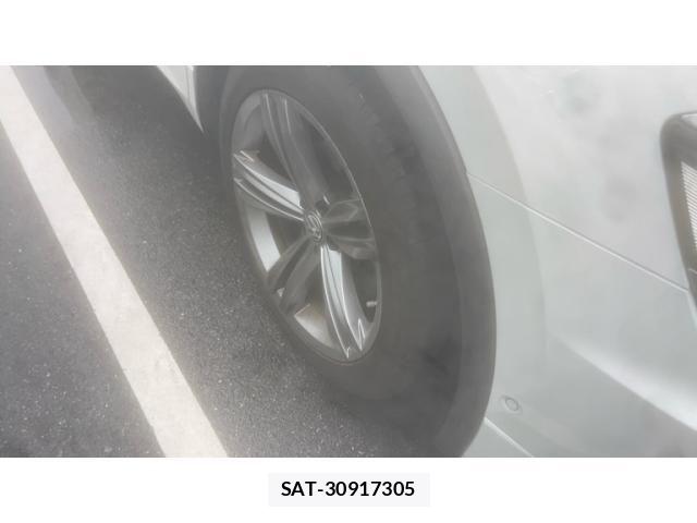 VolksWagen TIGUAN 2019-07 7273271-1