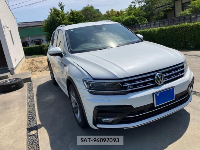 VolksWagen TIGUAN 2019-03 7331220-3