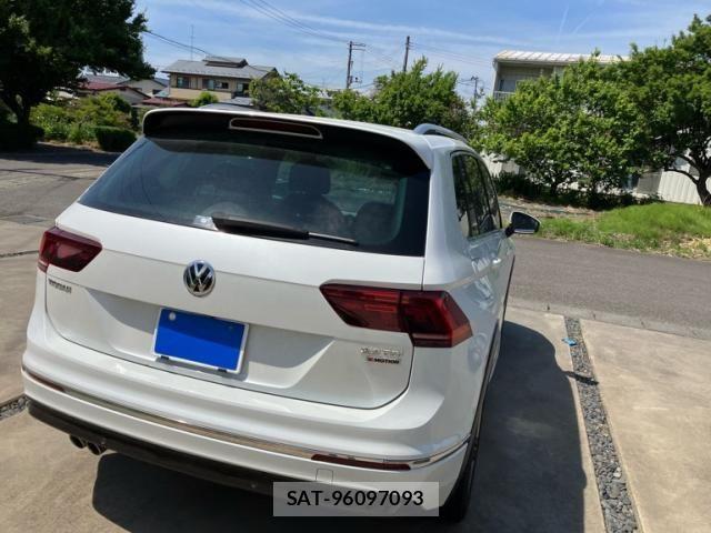 VolksWagen TIGUAN 2019-03 7331220-6