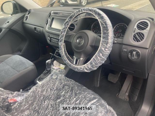 VolksWagen TIGUAN 2013-04 7331221-13