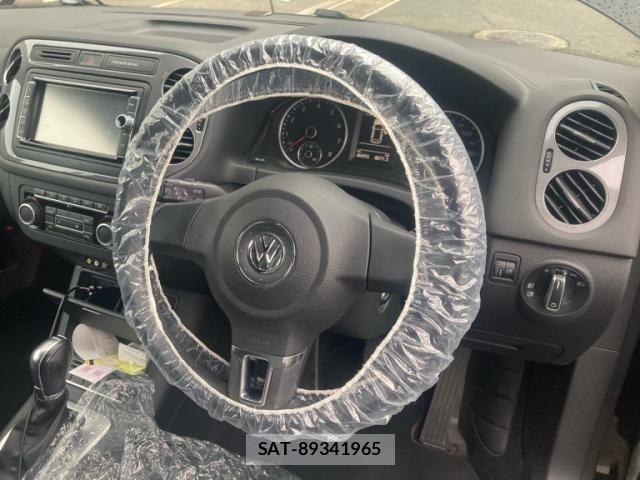 VolksWagen TIGUAN 2013-04 7331221-16