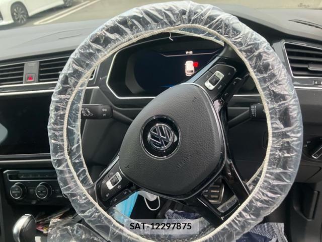 VolksWagen TIGUAN 2019-02 7360498-8