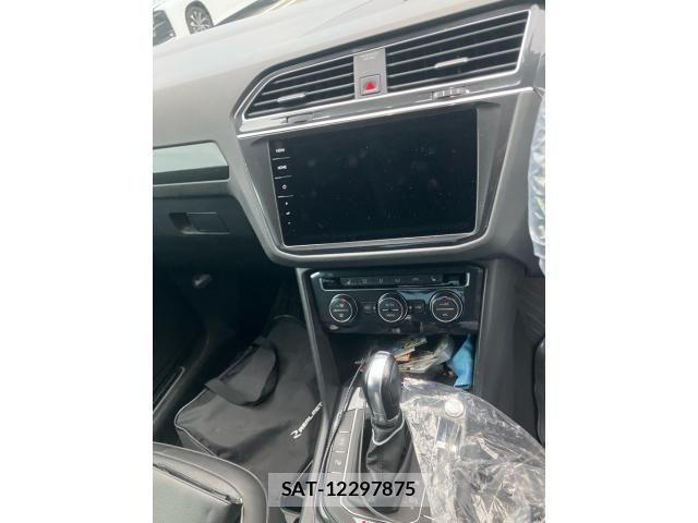 VolksWagen TIGUAN 2019-02 7360498-10