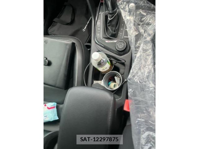 VolksWagen TIGUAN 2019-02 7360498-11