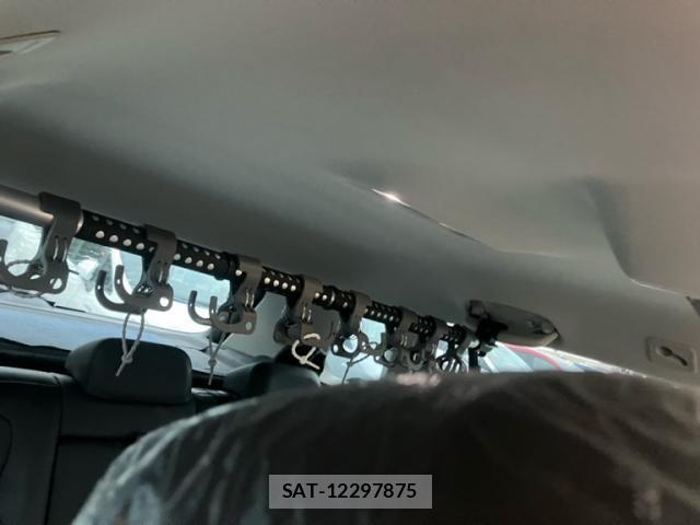 VolksWagen TIGUAN 2019-02 7360498-13