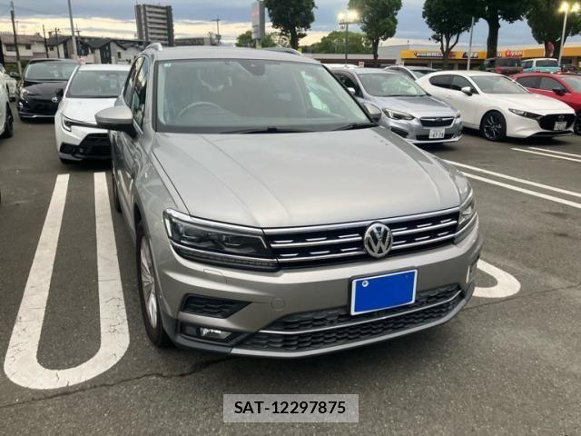 VolksWagen TIGUAN 2019-02 7360498-1