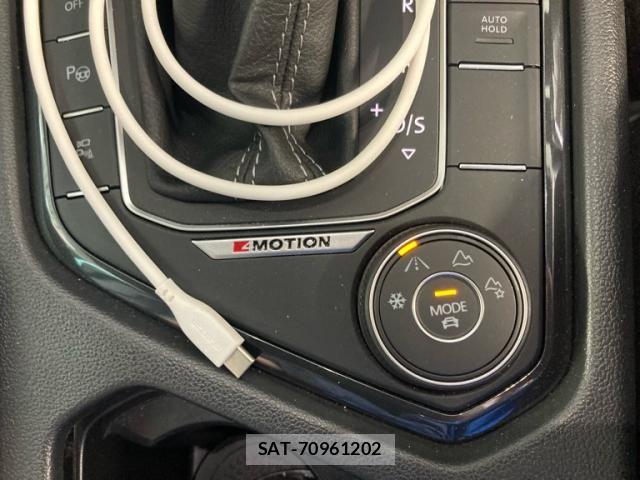 VolksWagen TIGUAN 2020-12 7360497-16