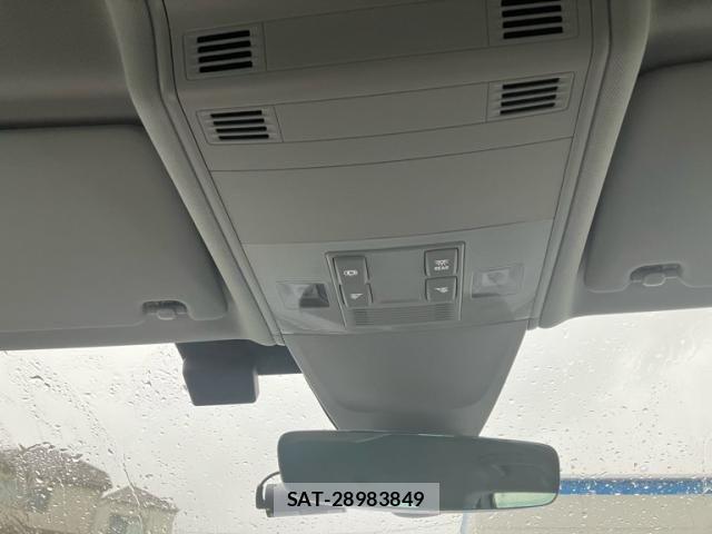 VolksWagen TIGUAN 2021-07 7394873-24