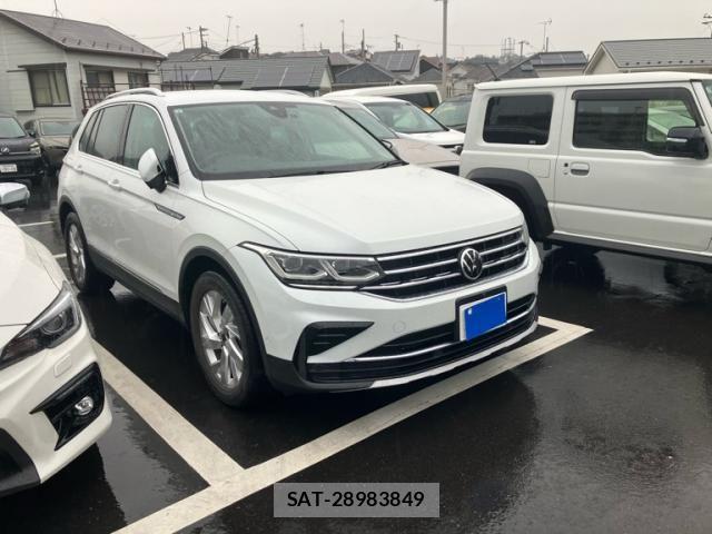 VolksWagen TIGUAN 2021-07 7394873-2