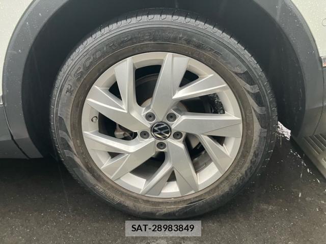VolksWagen TIGUAN 2021-07 7394873-7
