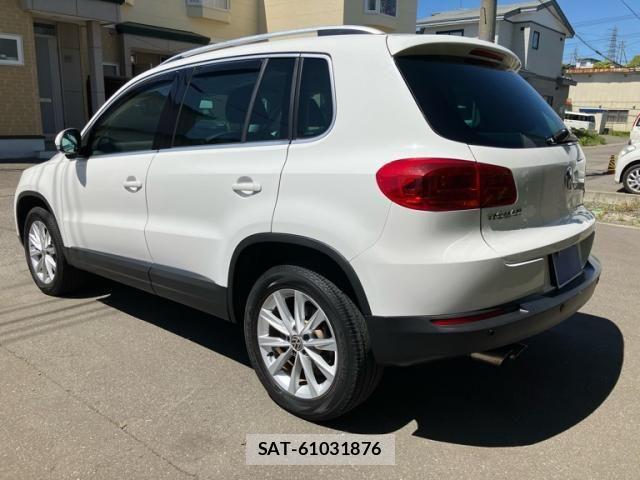 VolksWagen TIGUAN 2012-04 7394875-23