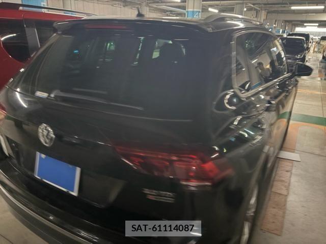 VolksWagen TIGUAN 2019-09 7394874-3