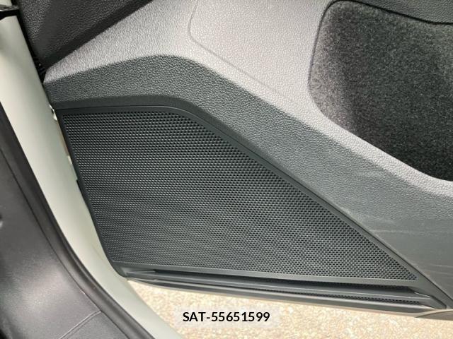 VolksWagen TIGUAN 2017-10 7458857-8