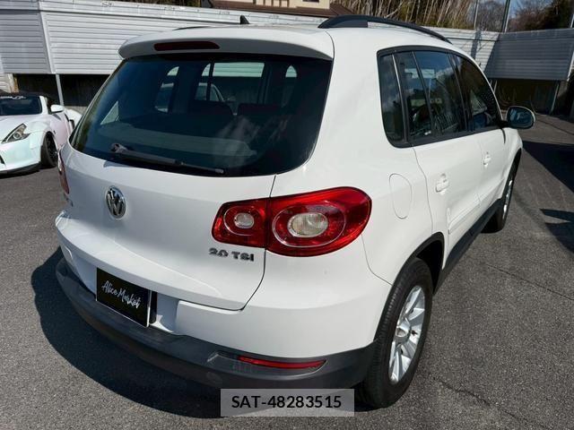 VolksWagen TIGUAN 2008-10 7458866-5