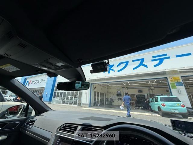 VolksWagen TIGUAN 2020-06 7458864-15