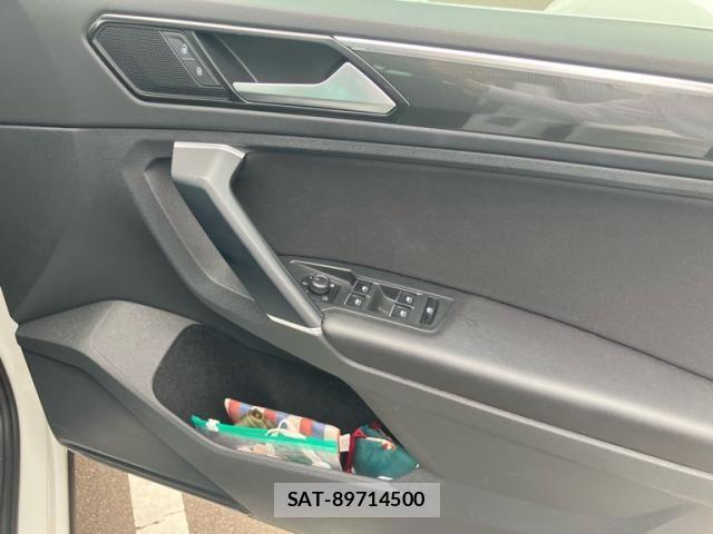 VolksWagen TIGUAN 2017-08 7621366-18
