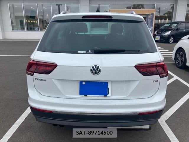 VolksWagen TIGUAN 2017-08 7621366-3