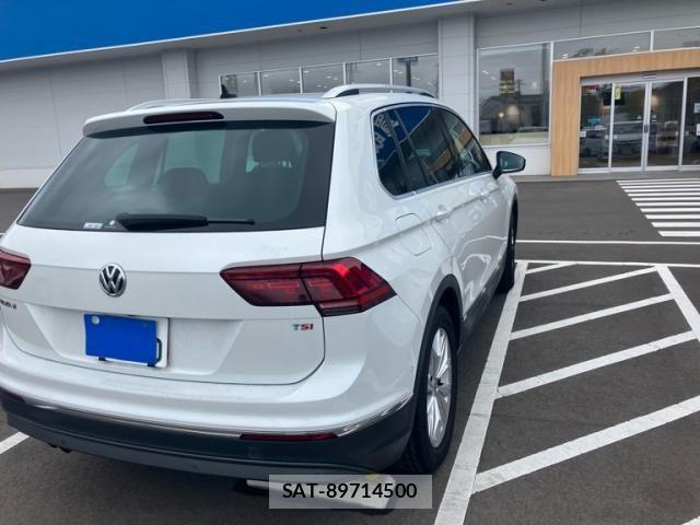 VolksWagen TIGUAN 2017-08 7621366-4