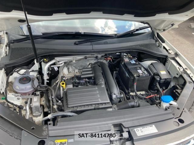 VolksWagen TIGUAN 2018-03 7621364-11