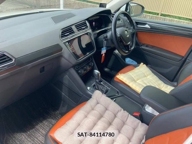 VolksWagen TIGUAN 2018-03 7621364-12