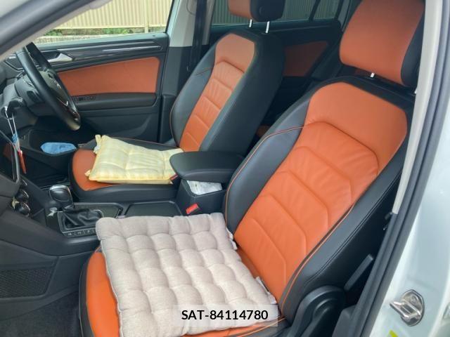 VolksWagen TIGUAN 2018-03 7621364-13