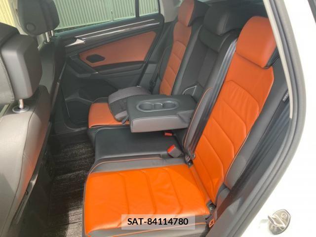VolksWagen TIGUAN 2018-03 7621364-16