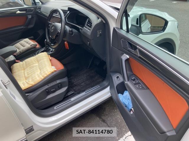 VolksWagen TIGUAN 2018-03 7621364-17