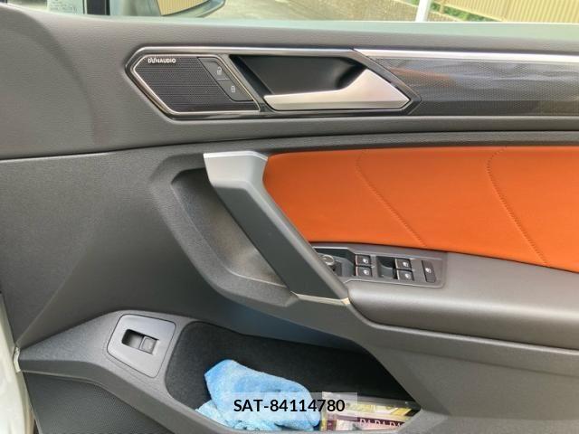 VolksWagen TIGUAN 2018-03 7621364-18