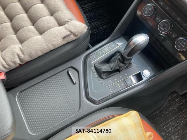 VolksWagen TIGUAN 2018-03 7621364-22