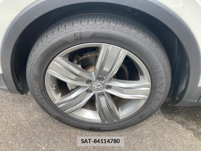 VolksWagen TIGUAN 2018-03 7621364-8