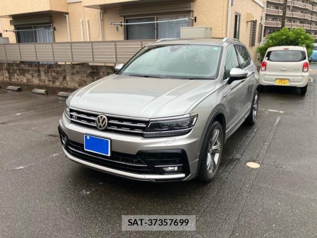 VolksWagen TIGUAN 2019-08 7621365-0