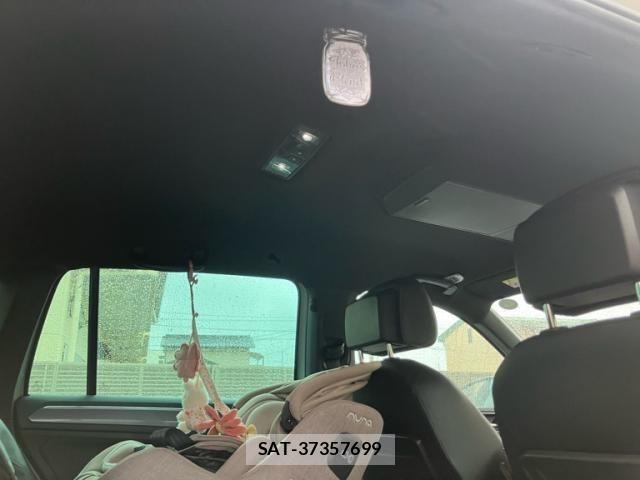 VolksWagen TIGUAN 2019-08 7621365-11