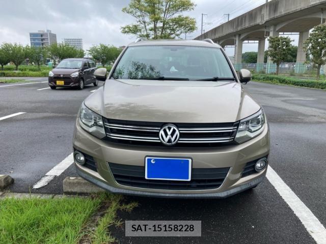 VolksWagen TIGUAN 2013-10 7790531-10