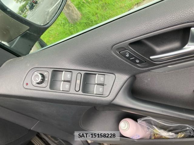 VolksWagen TIGUAN 2013-10 7790531-12