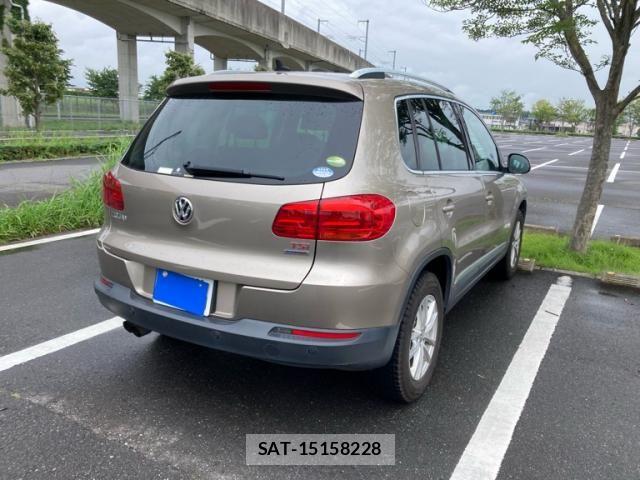VolksWagen TIGUAN 2013-10 7790531-2
