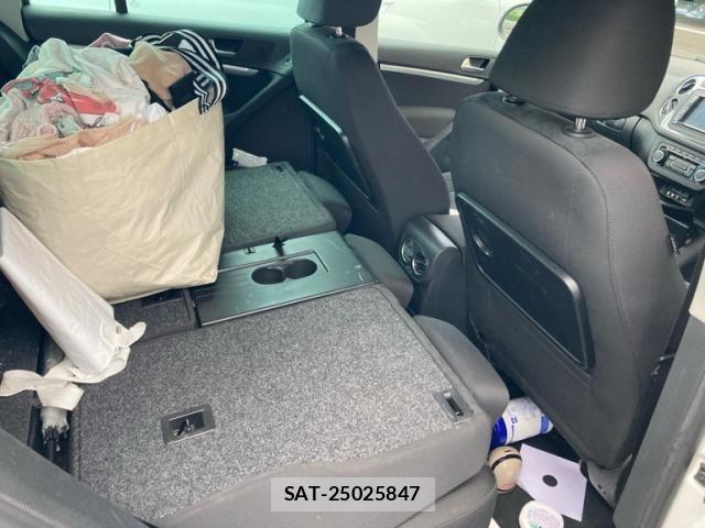 VolksWagen TIGUAN 2015-04 7790534-12