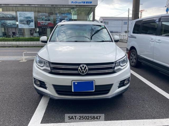 VolksWagen TIGUAN 2015-04 7790534-1