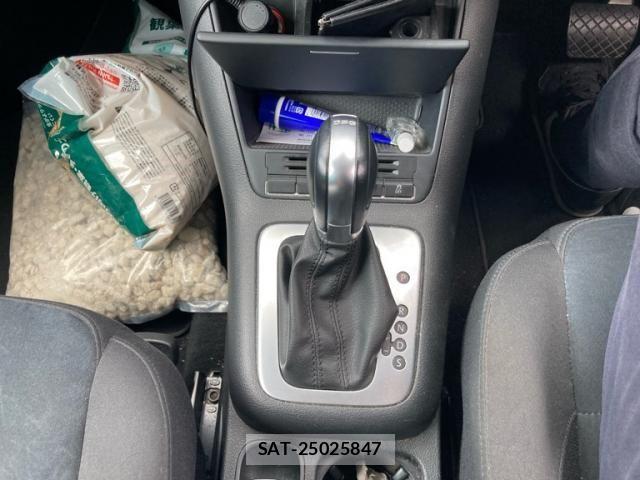 VolksWagen TIGUAN 2015-04 7790534-21