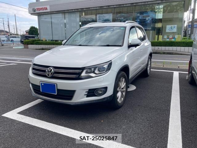VolksWagen TIGUAN 2015-04 7790534-2