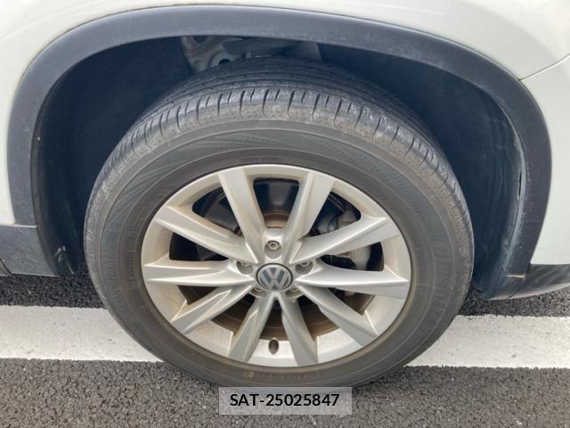 VolksWagen TIGUAN 2015-04 7790534-8