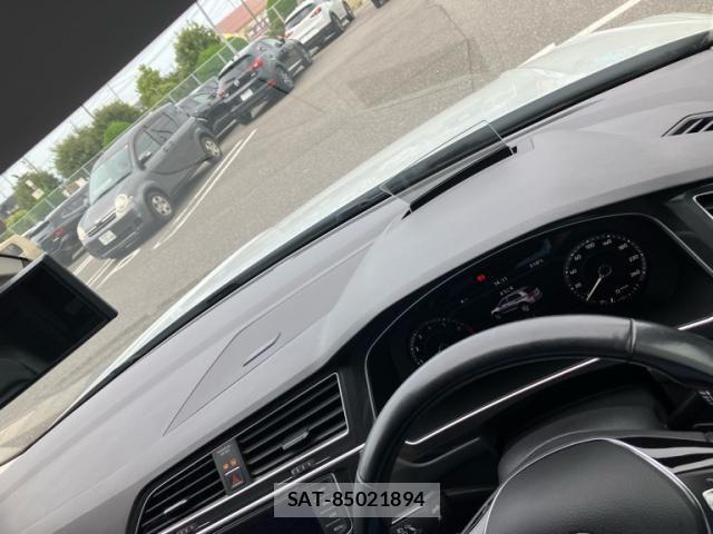 VolksWagen TIGUAN 2017-05 7880524-11