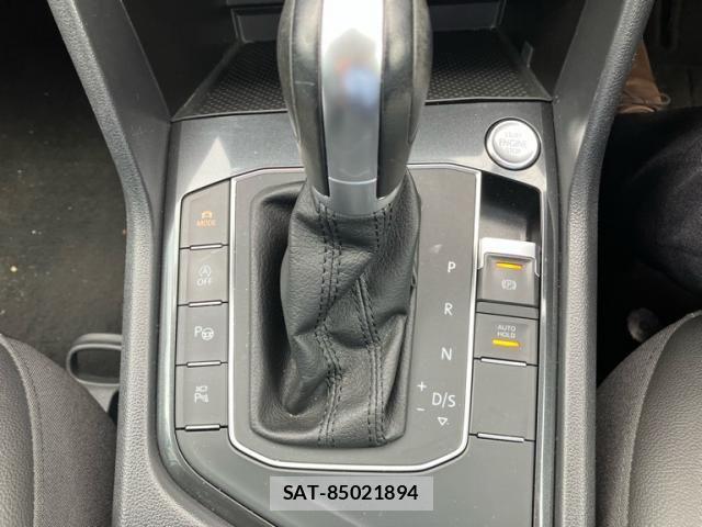 VolksWagen TIGUAN 2017-05 7880524-16
