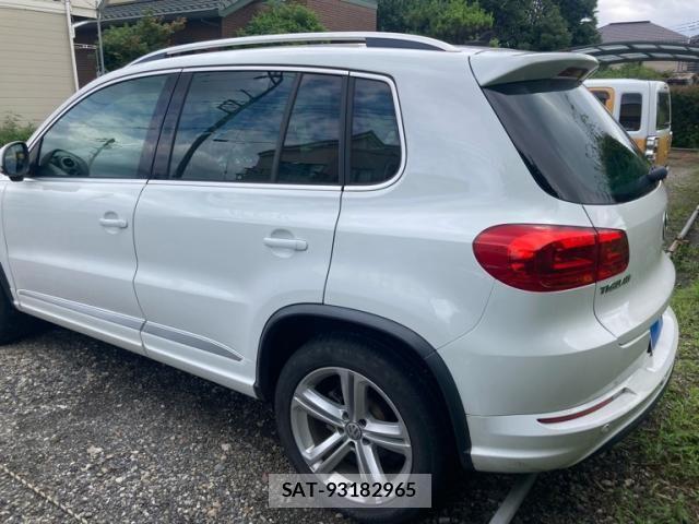 VolksWagen TIGUAN 2014-02 7903635-3