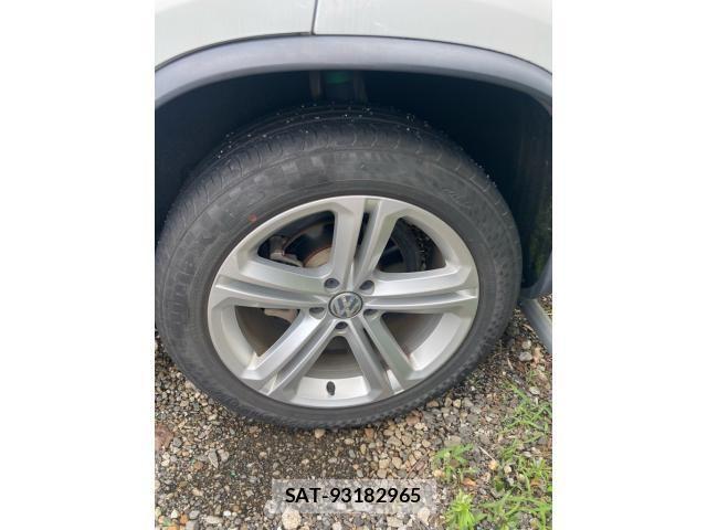 VolksWagen TIGUAN 2014-02 7903635-6